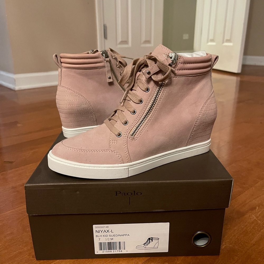 NWB Linea Paolo Niya Wedge Sneaker-size 7.5-Blush Pink-brand new with box